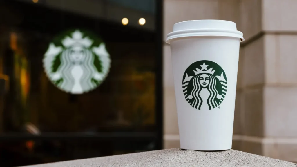 Kahve devi Starbucks Kuzey Amerika genelindeki 250 mağazasını kapatıyor