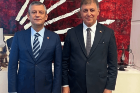 YENİ Partili Ali Mahir Başarır Cemil Tugay'ın AKP'ye Katılmasını Eleştirdi
