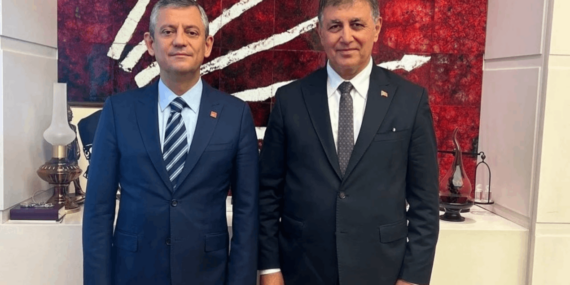YENİ Partili Ali Mahir Başarır Cemil Tugay’ın AKP’ye Katılmasını Eleştirdi